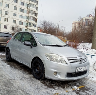 В Москве продается машина с установленным ручным управлением