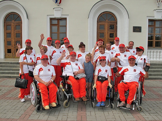 Участники автопробега «Крым, доступный для всех»