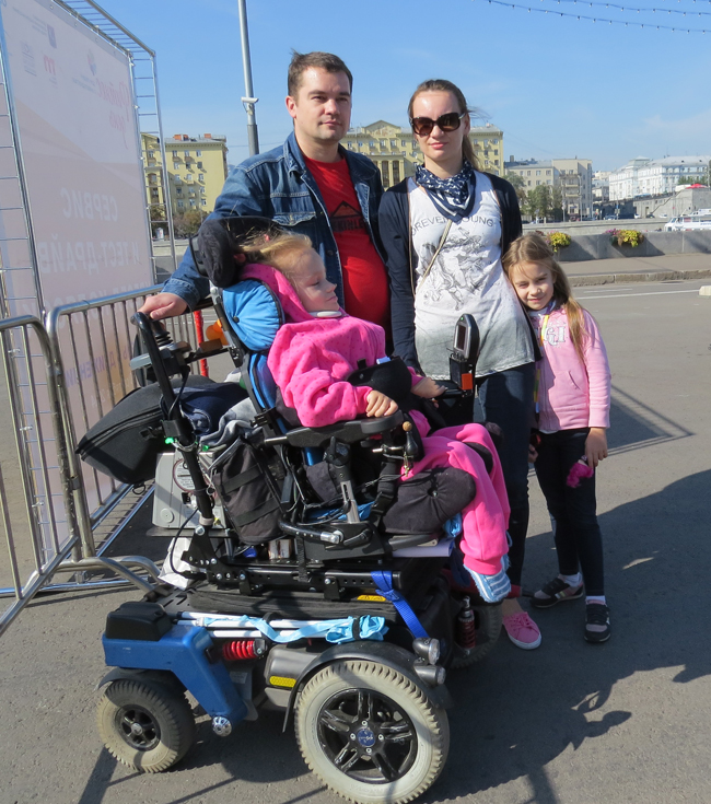 Катя Бородулькина со своей семьей