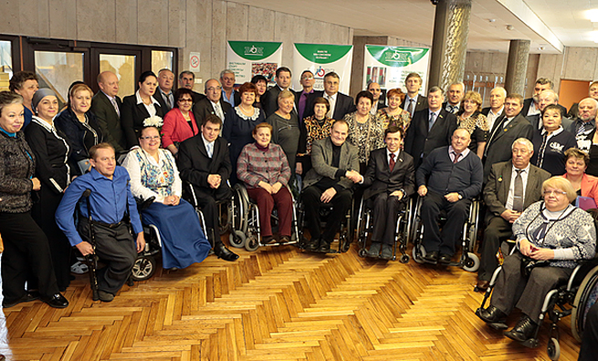 Поздравляем всех  с Новым годом  и с новым председателем Всероссийского общества инвалидов!